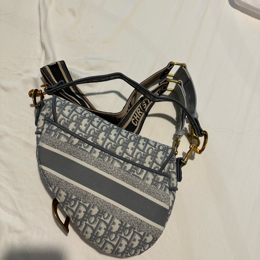 Dior Gray and Gold Shoulder Bag - Picture 3 of 5